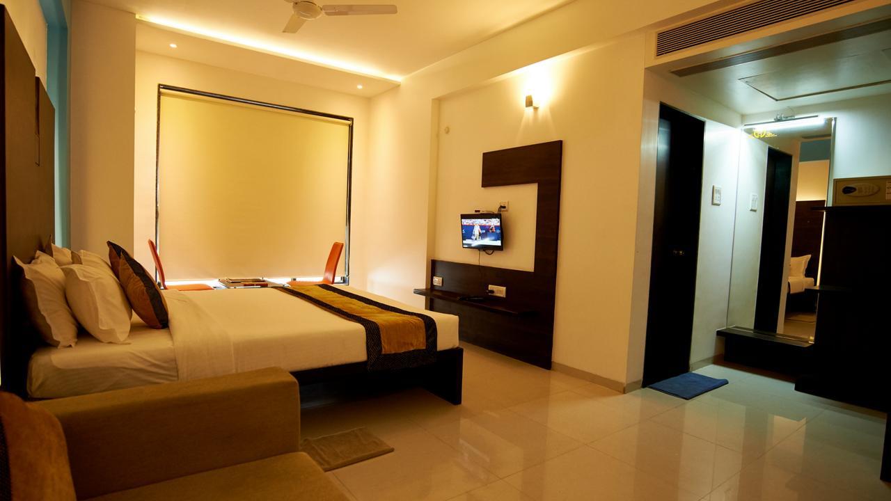 Hotel Golden View Ширди Экстерьер фото