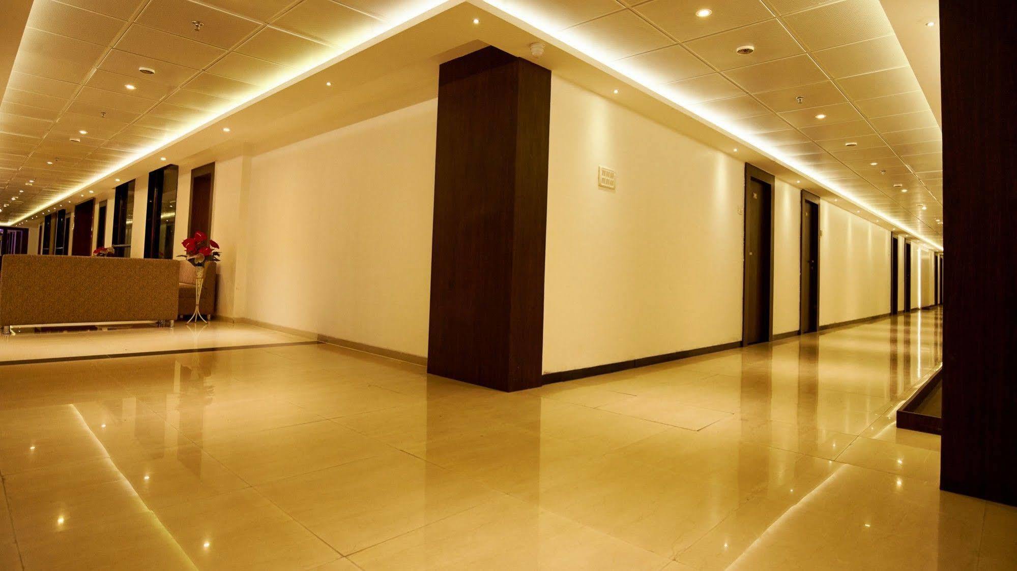 Hotel Golden View Ширди Экстерьер фото